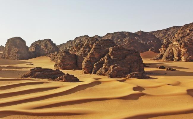 D’Alger au Tassili : Aventure au Cœur du Sahara